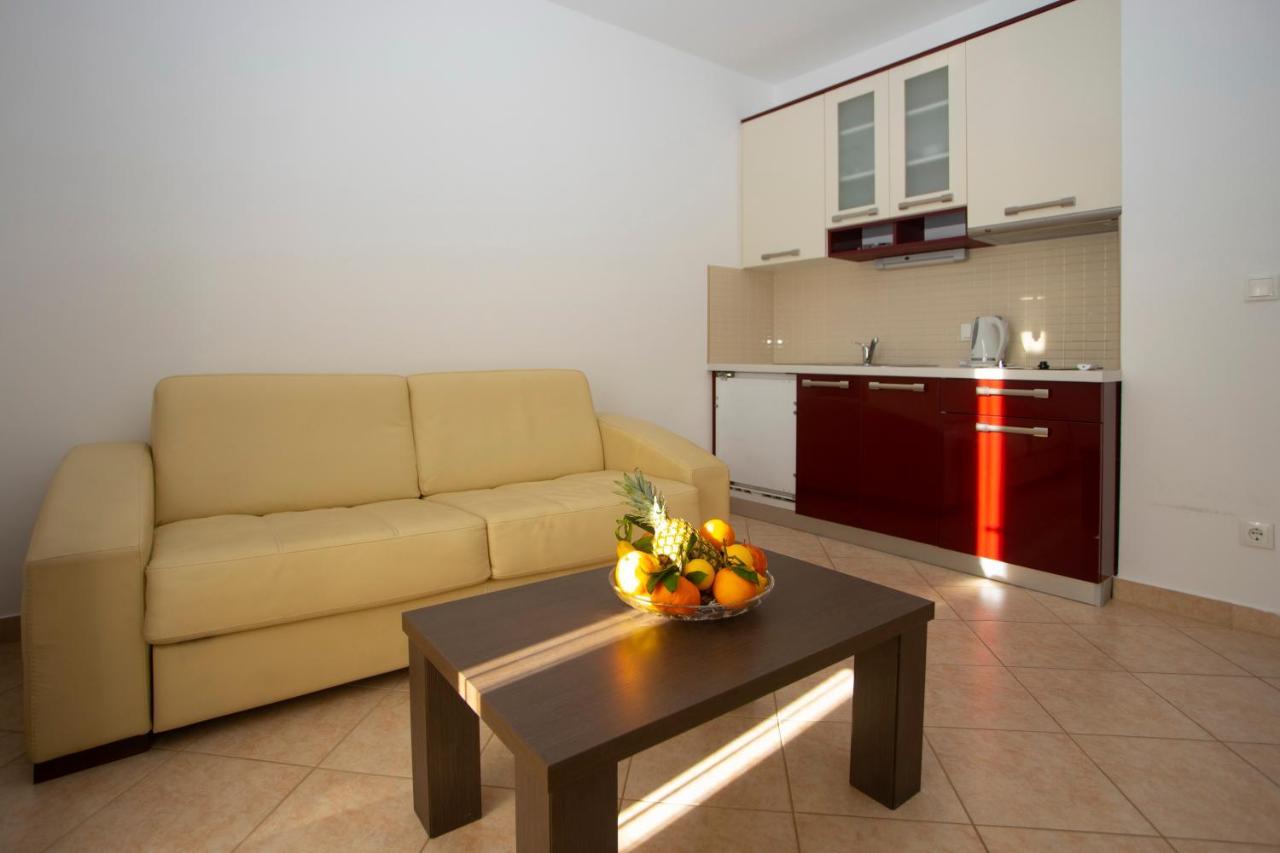 Apartment Domo Makarska Esterno foto