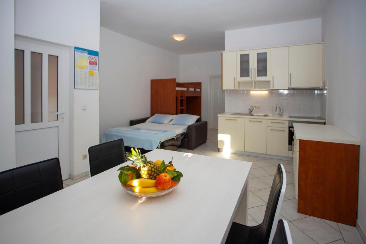 Apartment Domo Makarska Esterno foto